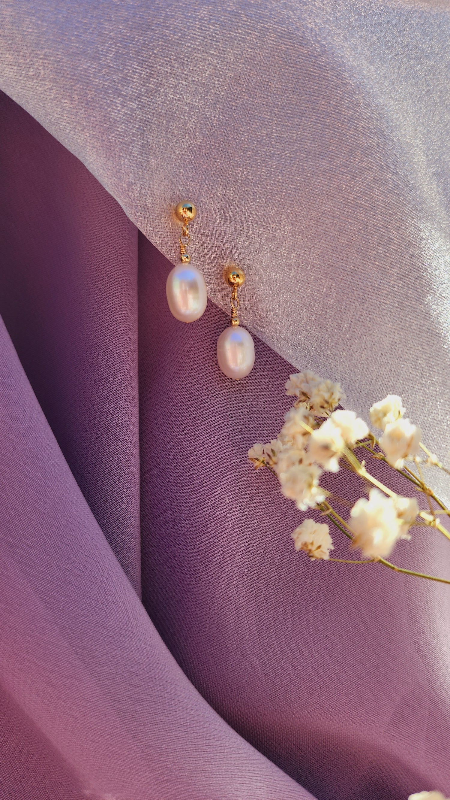 Meryl Pearl Stud Earrings