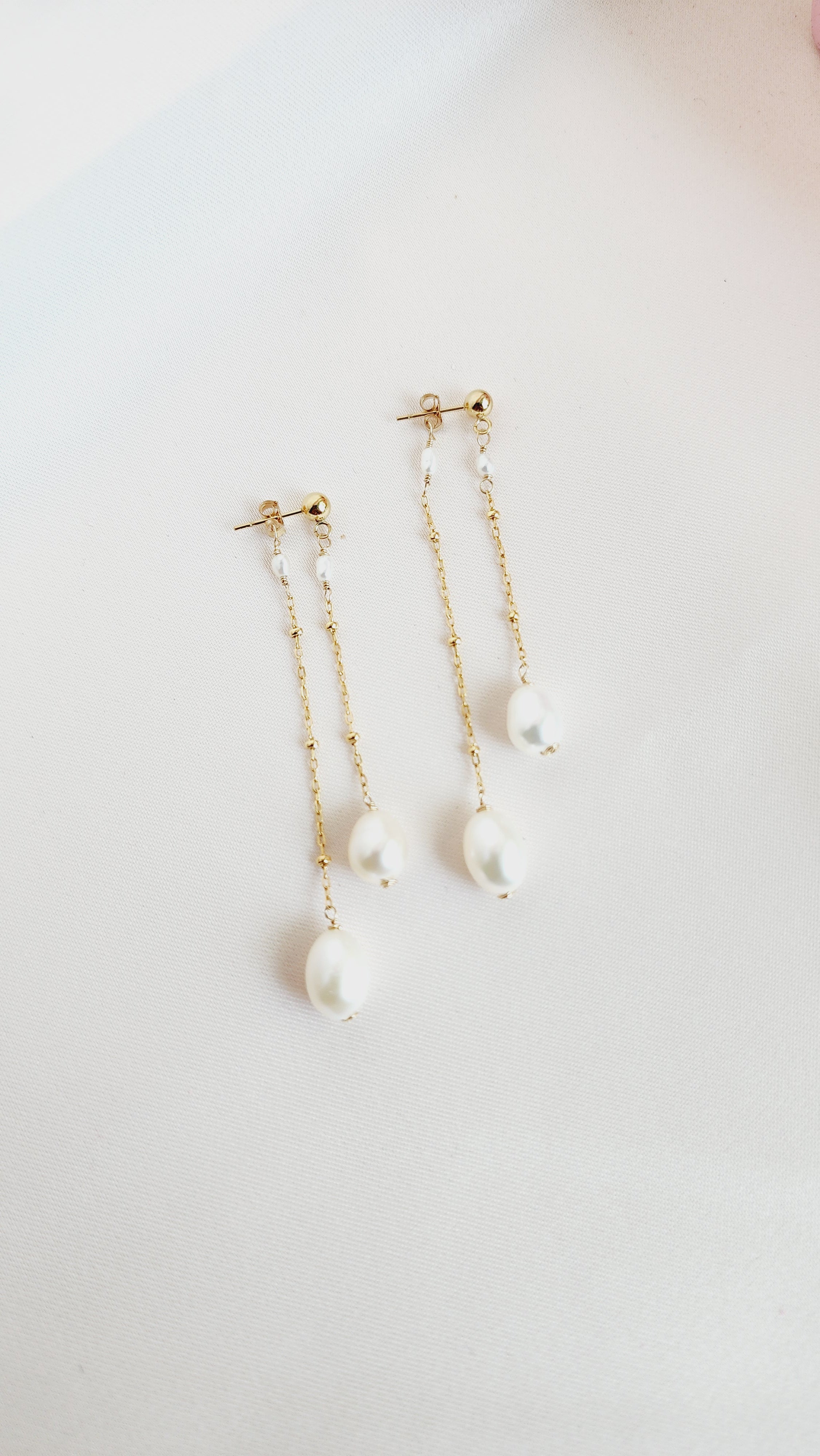 Athena Pearl Earrings