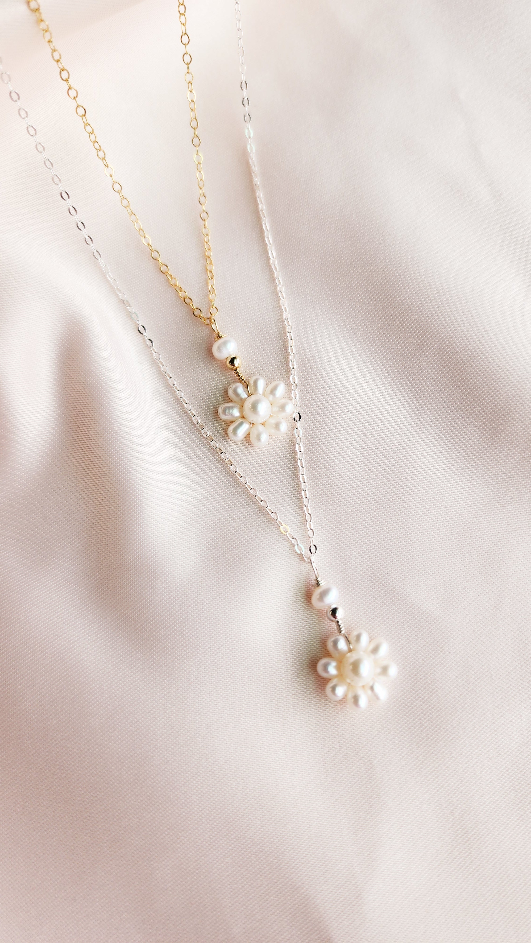 Daisy Pearl Necklace