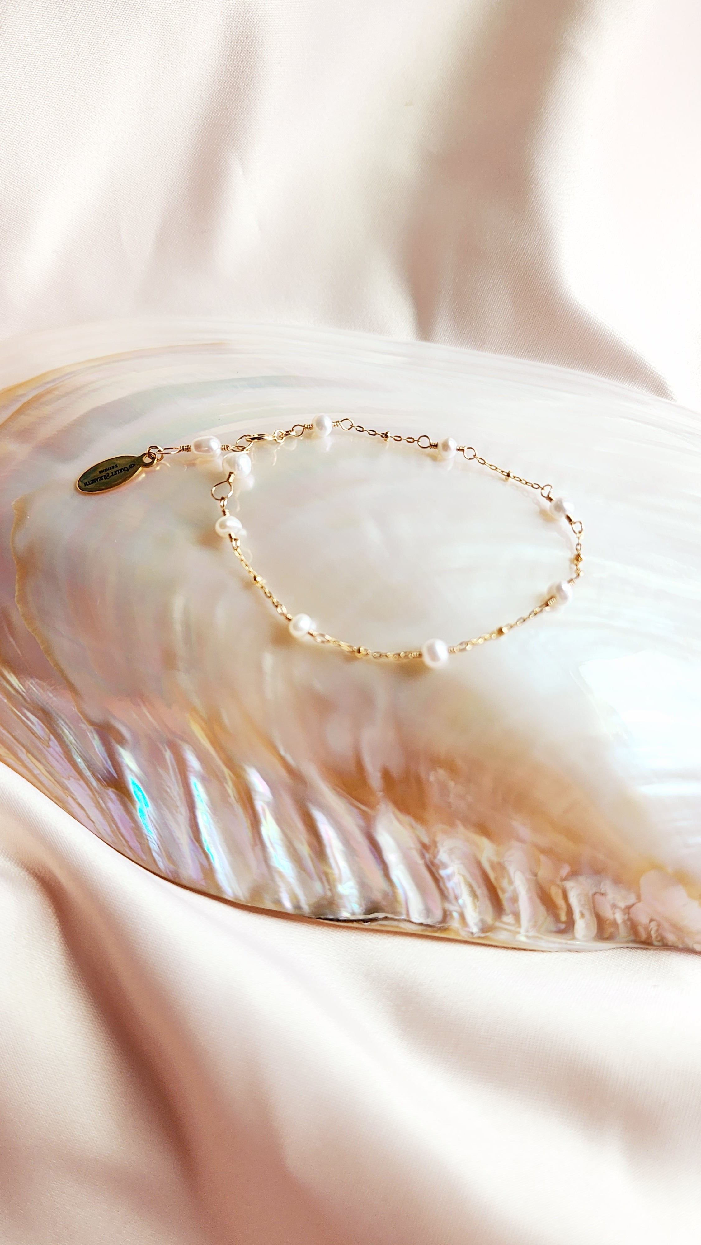 Pippa Pearl Bracelet