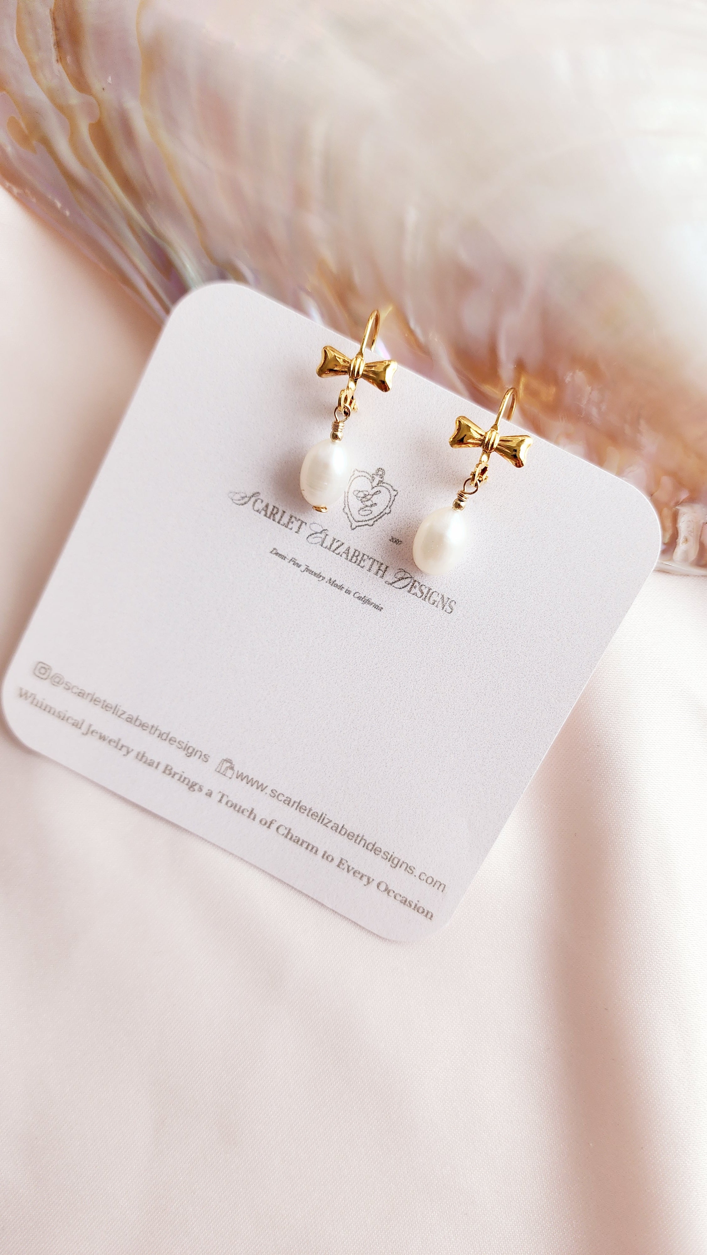 Bow Pearl Leverback Earrings