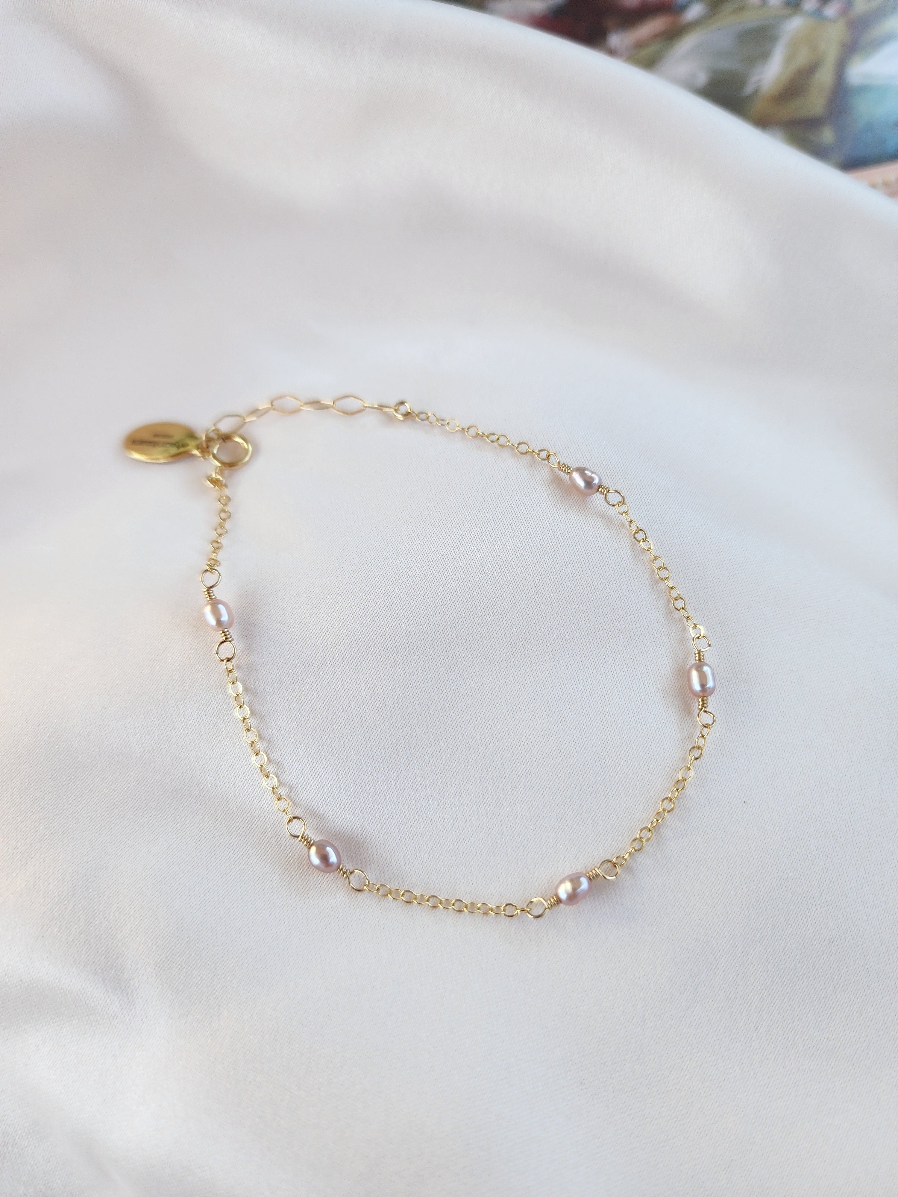 Lavender Pink Linked Pearl Bracelet