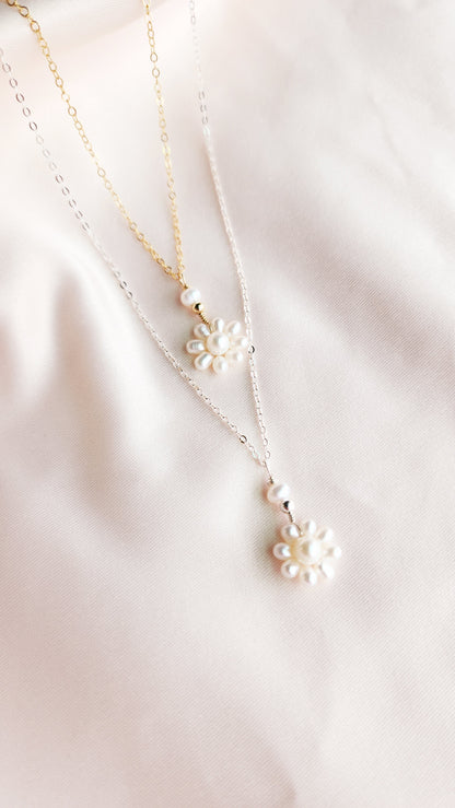 Daisy Pearl Necklace