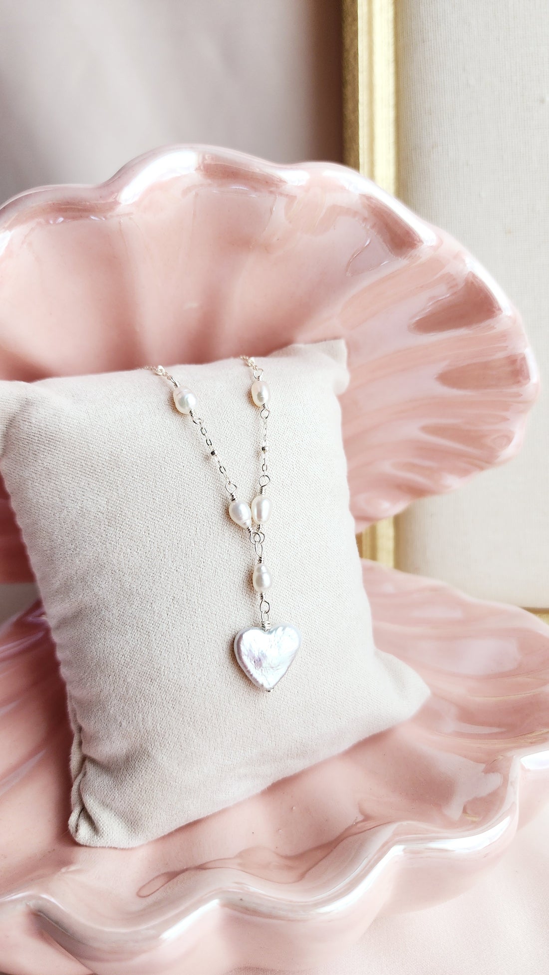 White Heart Pearl Sterling Silver Necklace