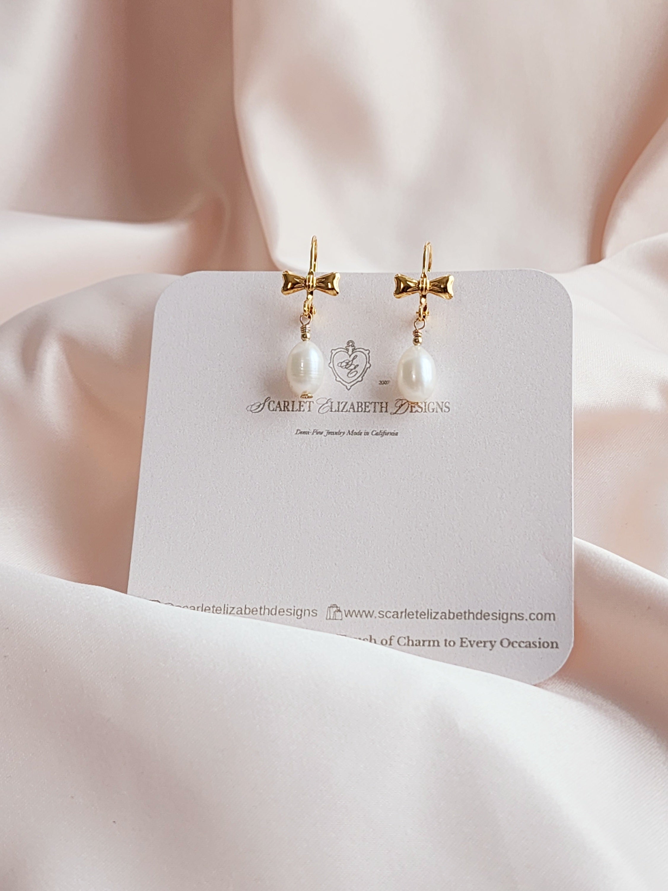 Bow Pearl Leverback Earrings