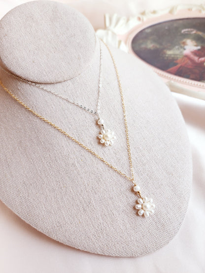 Daisy Pearl Necklace