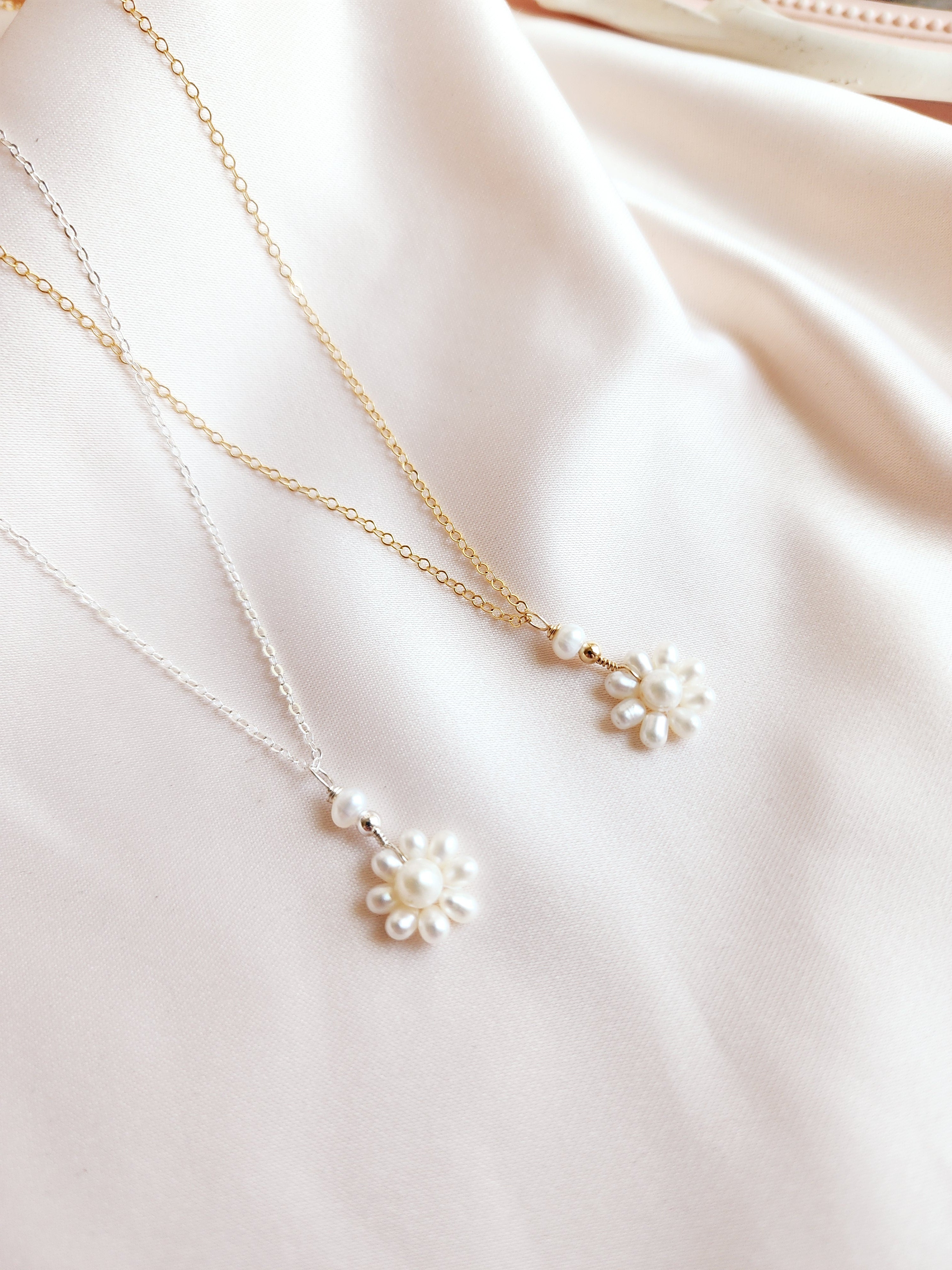 Daisy Pearl Necklace