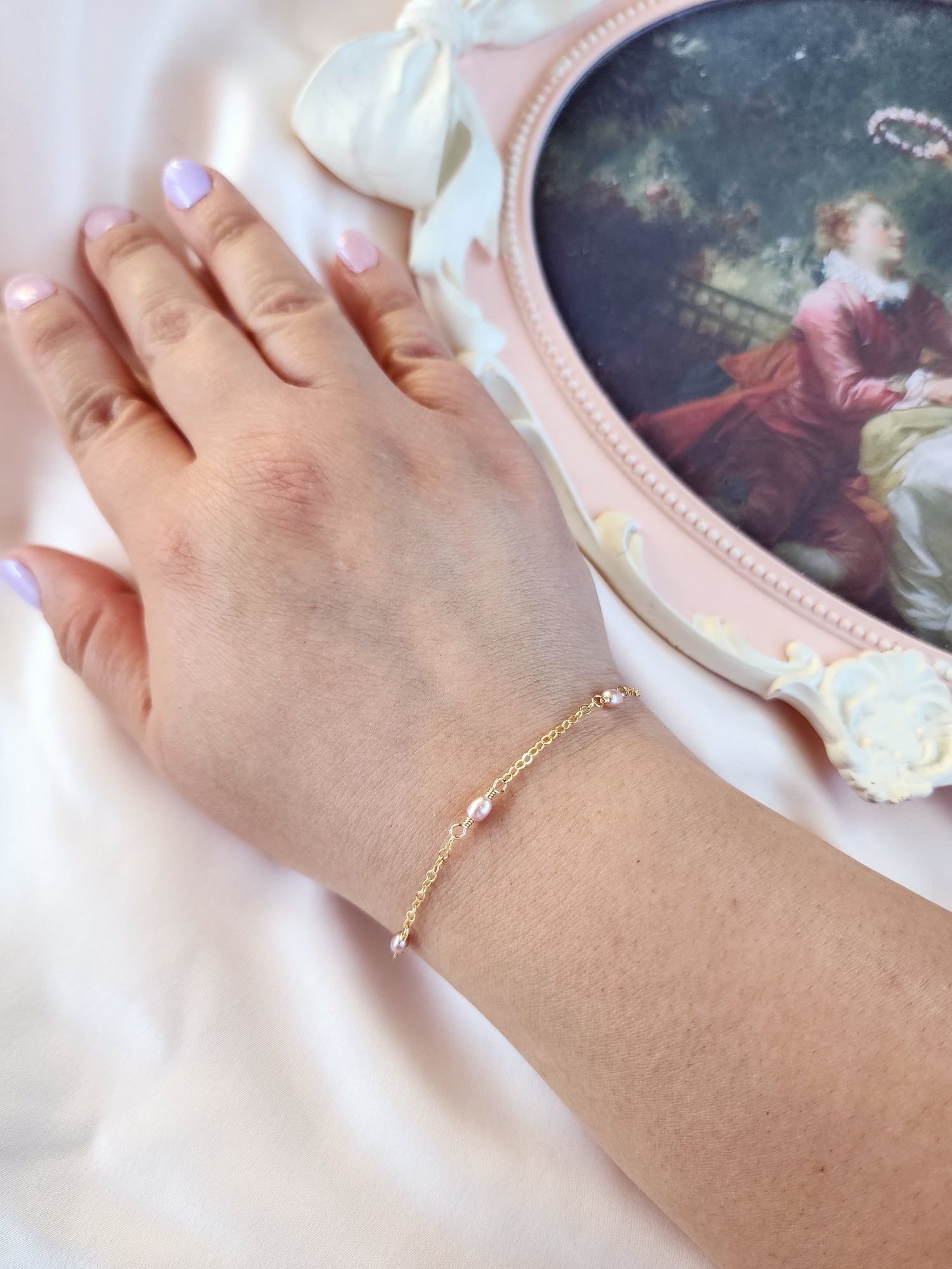 Lavender Pink Linked Pearl Bracelet