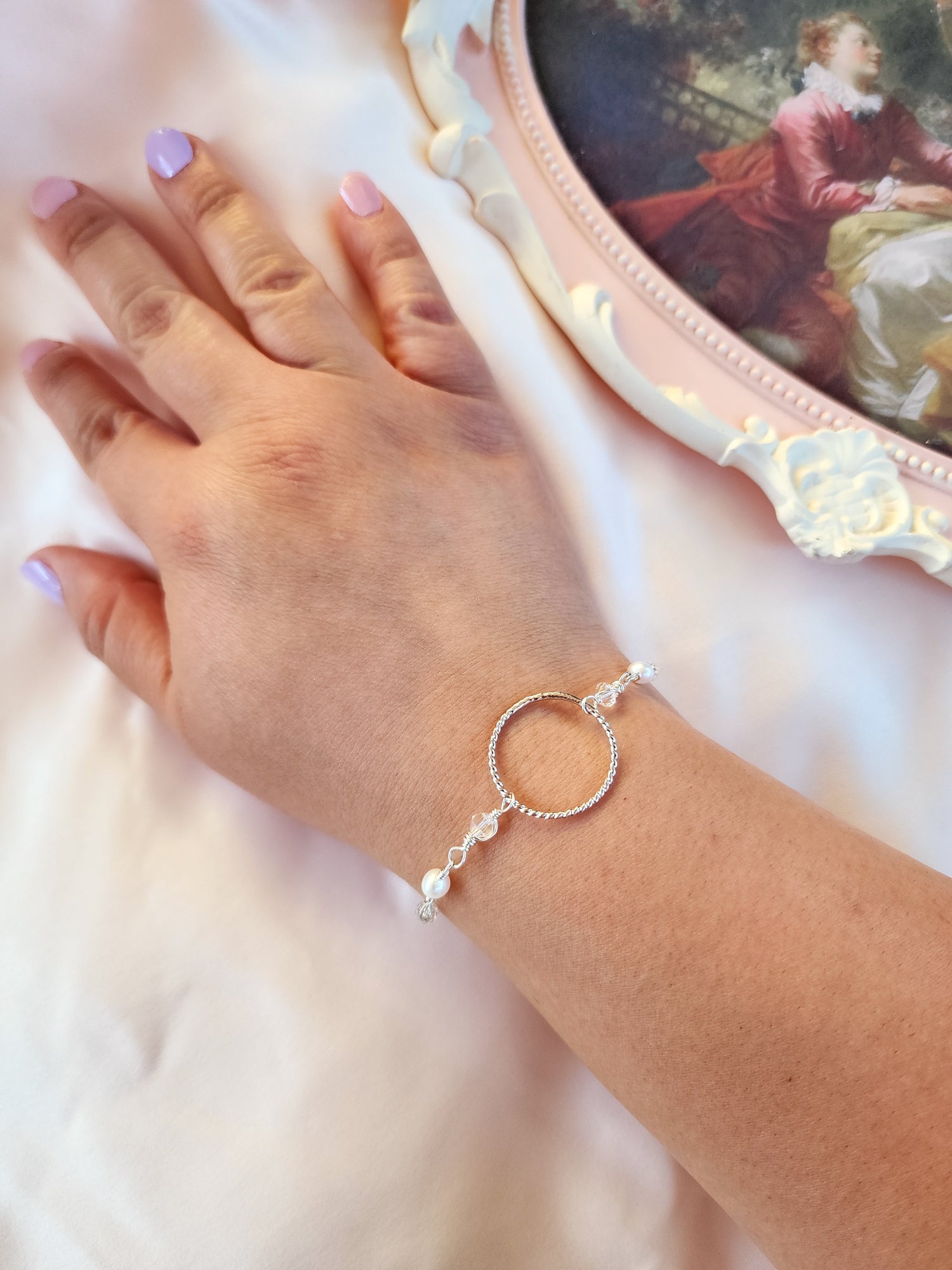 Twisted Halo Bracelet