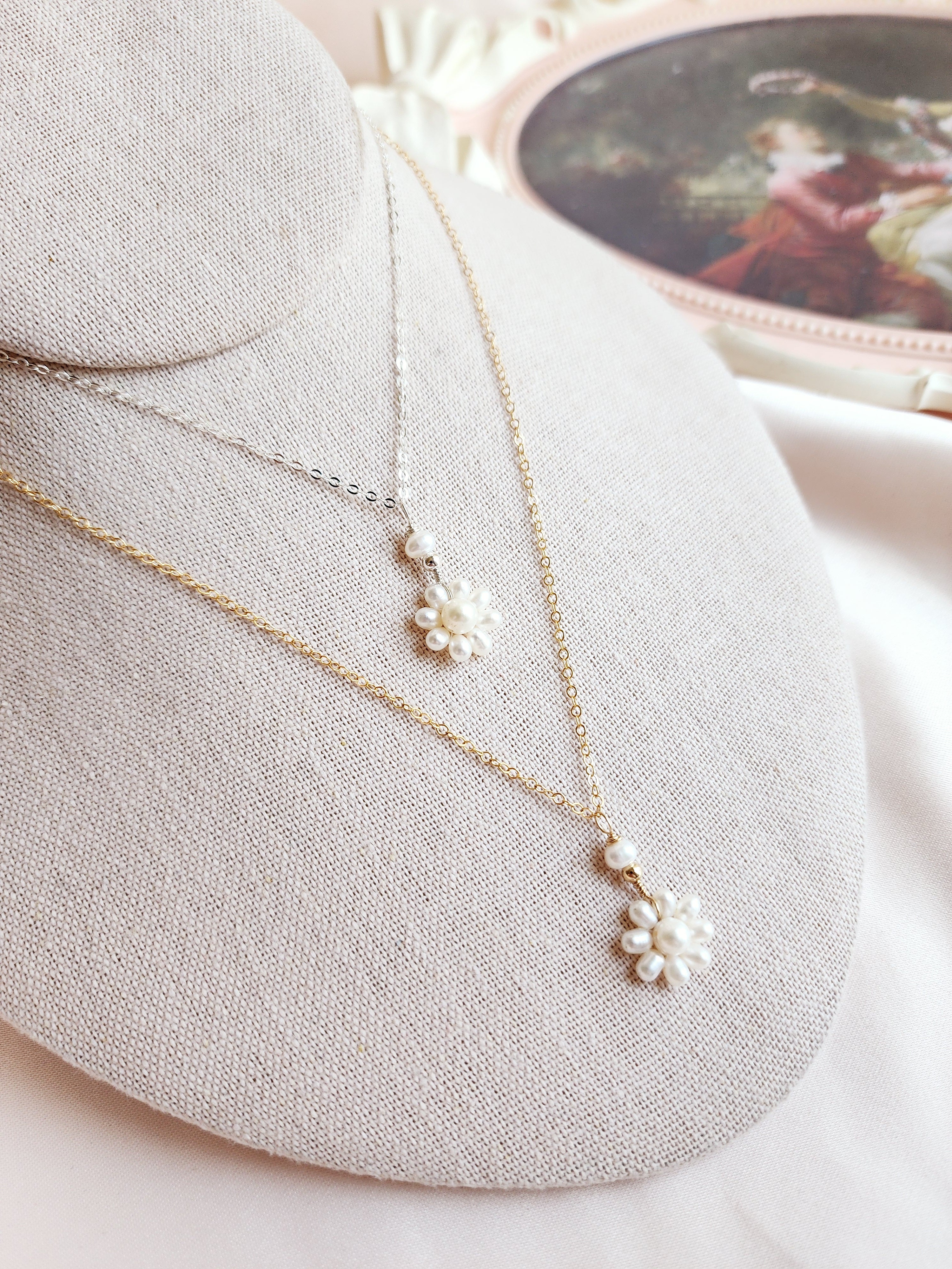 Daisy Pearl Necklace